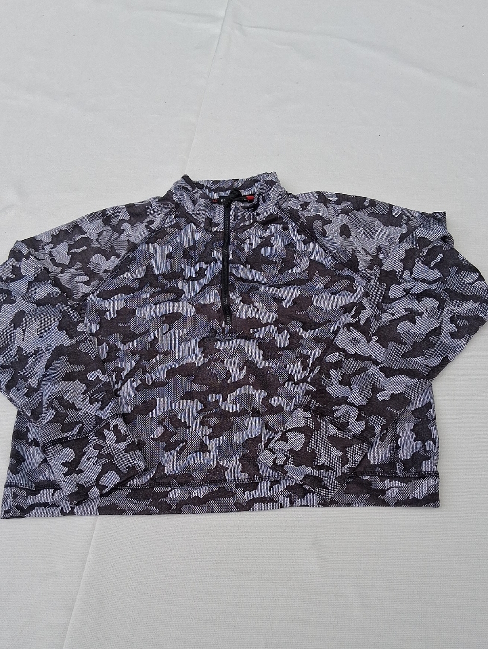 Spyder Black‎ and Grey Camo Crop Half-Zip Pullover